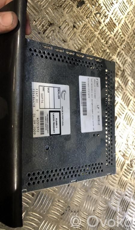 Fiat Bravo Radio/CD/DVD/GPS head unit 