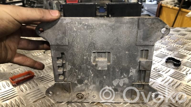Engine control unit/module   L82318881E