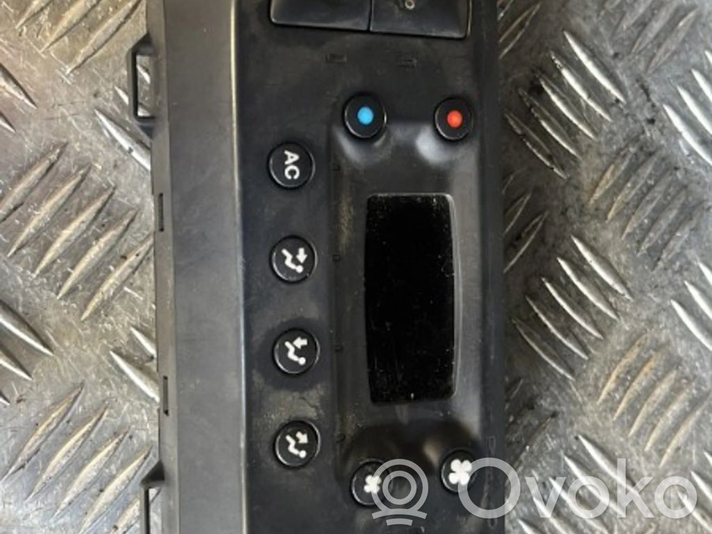 Renault Clio II Climate control unit 