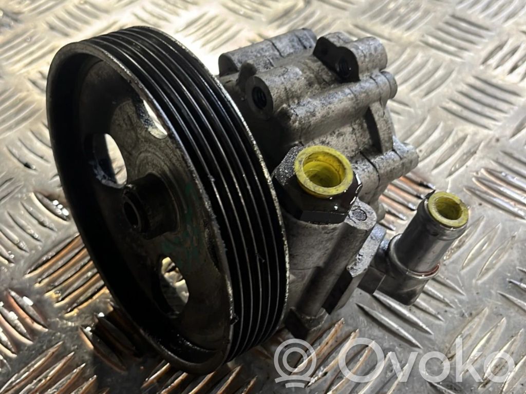 Citroen C5 Ohjaustehostimen pumppu 