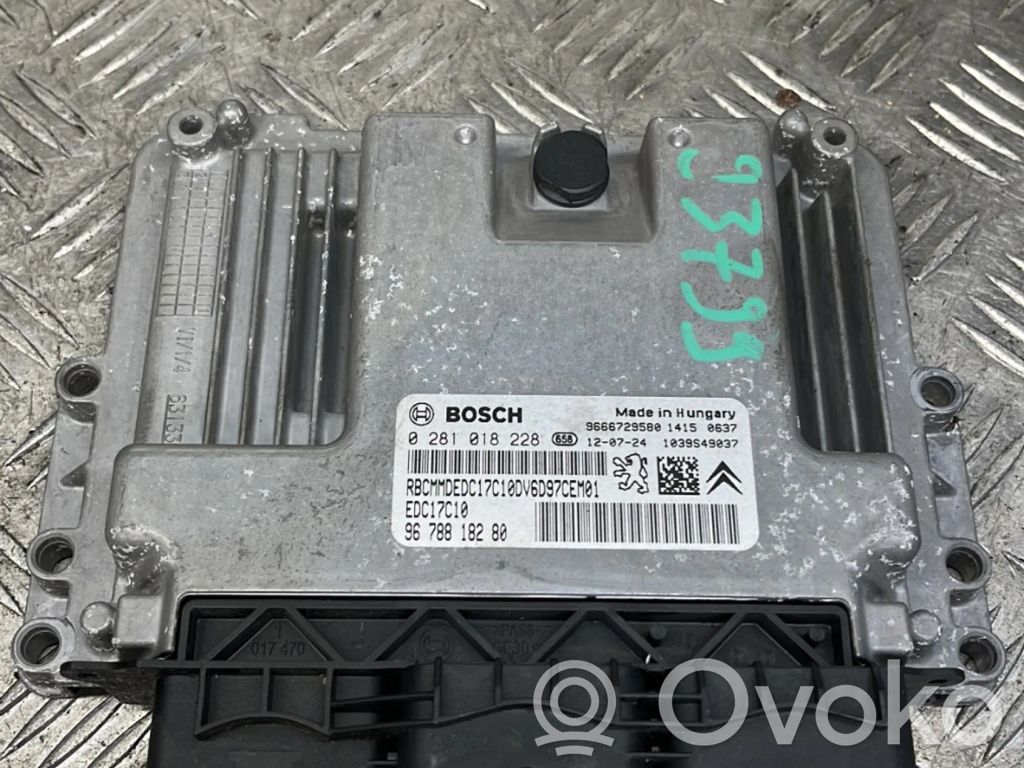 Peugeot 308 Engine control unit/module 