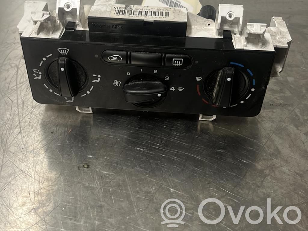 Citroen C3 Climate control unit 