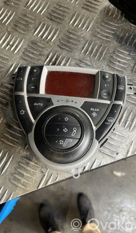 Peugeot 807 Climate control unit 