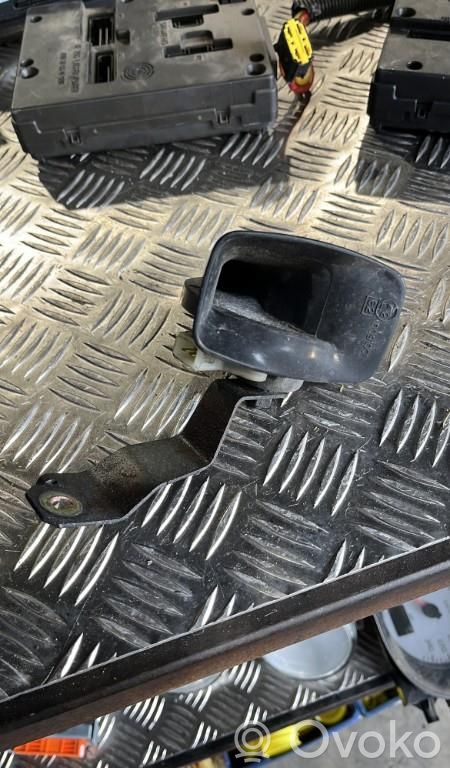 Renault Megane I Äänimerkkilaite 