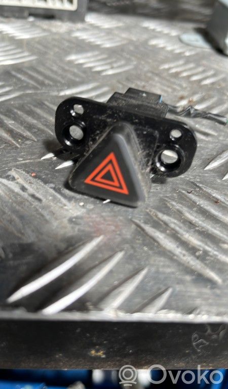 Chevrolet Aveo Hazard light switch 