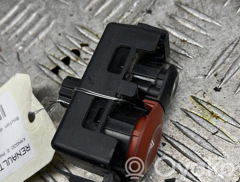 Renault Kangoo II Hazard light switch 