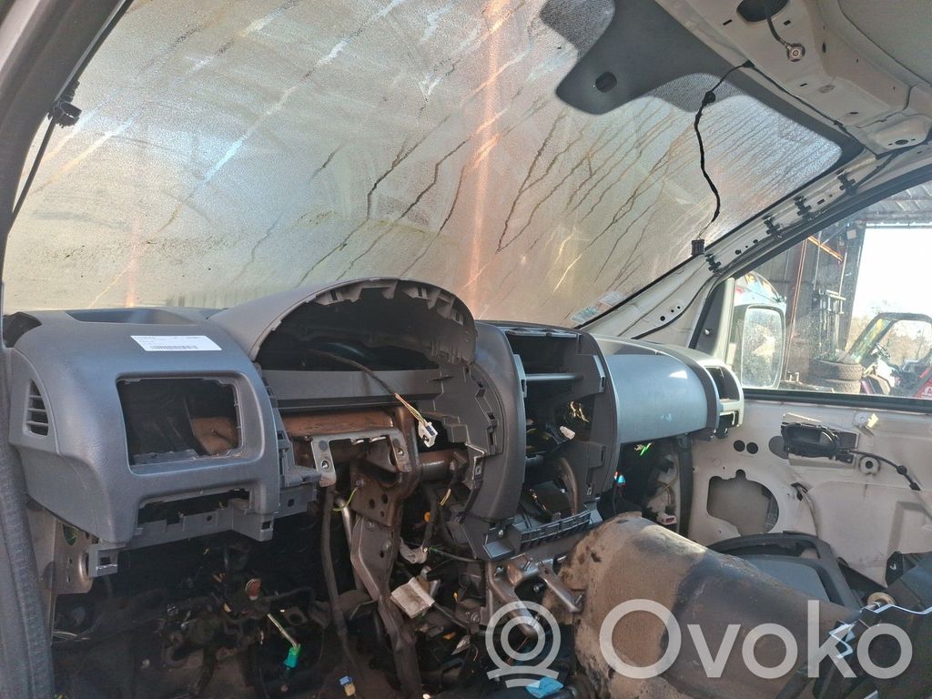 Armaturenbrett Cockpit