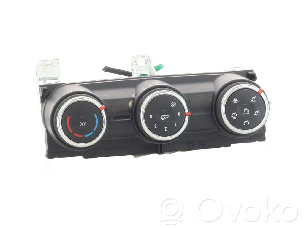 Renault Clio V Climate control unit 