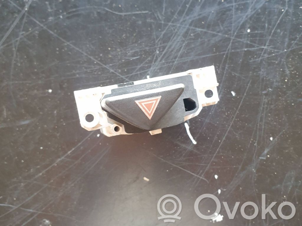 Ford Focus Hazard light switch 