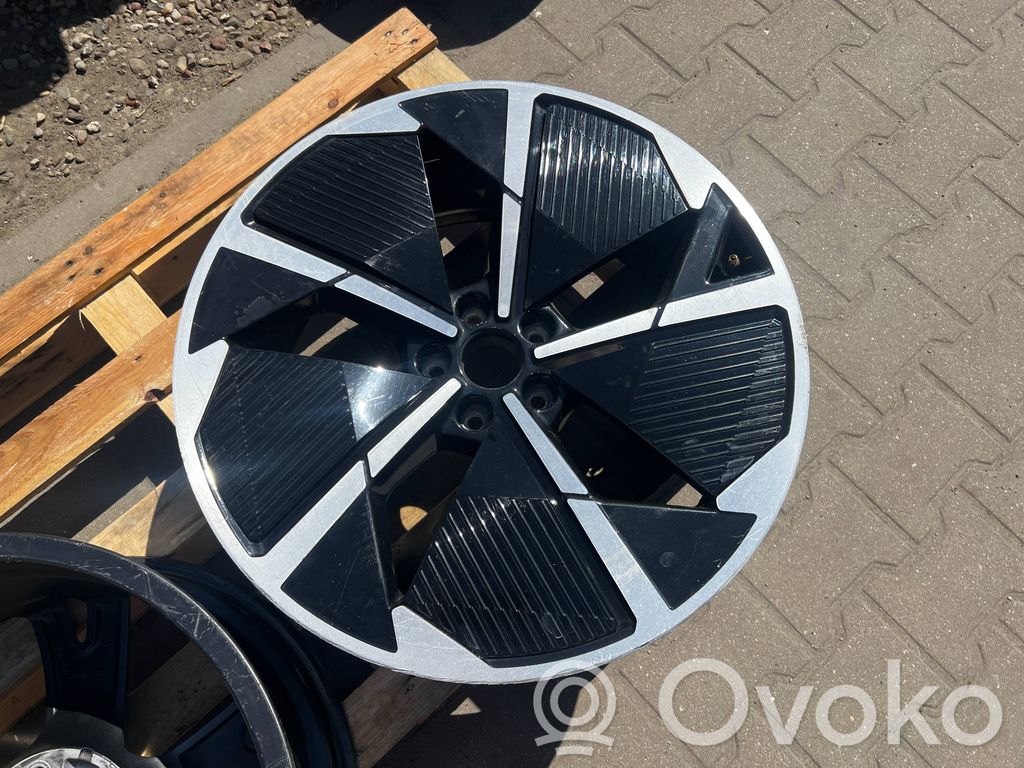 Audi Q4 e-tron Jantă aliaj R21 