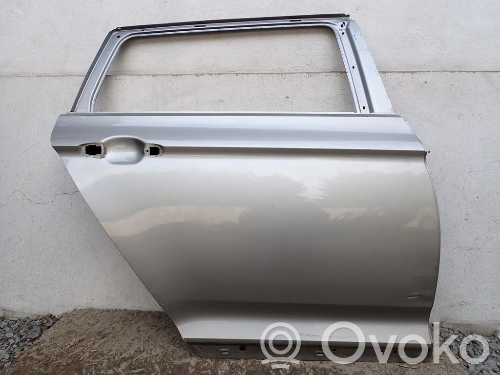 Volkswagen PASSAT B8 Puerta trasera 