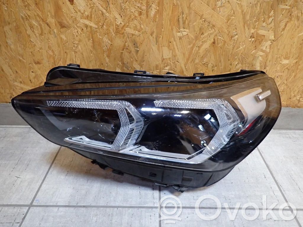 Headlight/headlamp   4A27815,4A27815