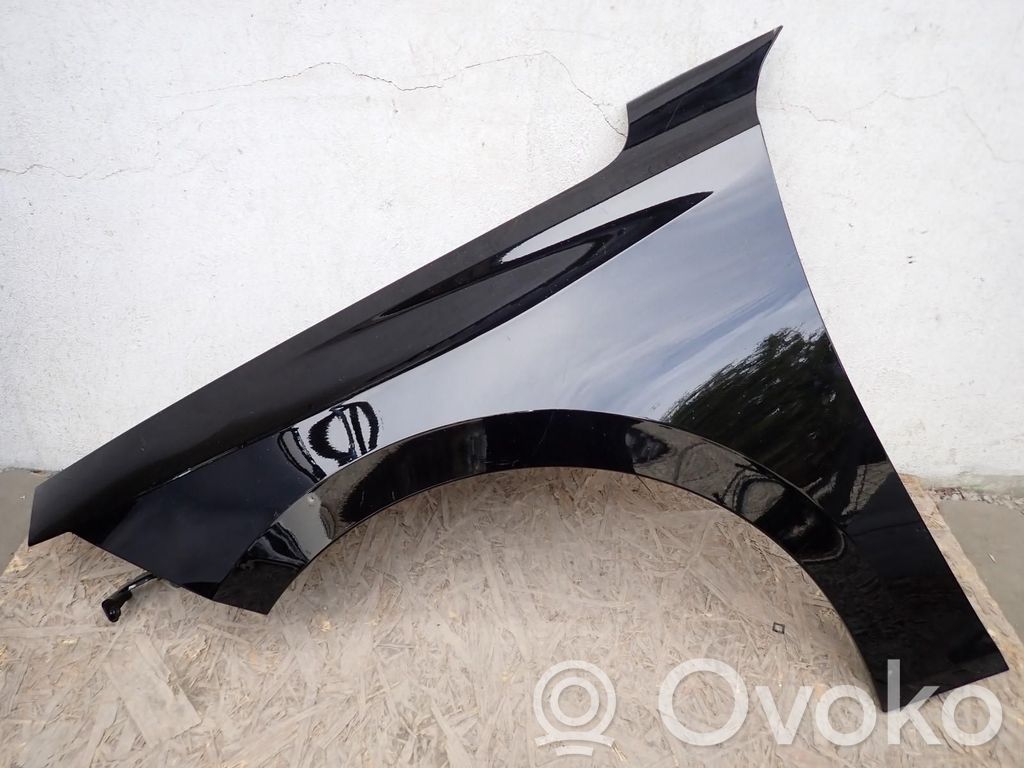 Opel Astra L Lokasuoja 