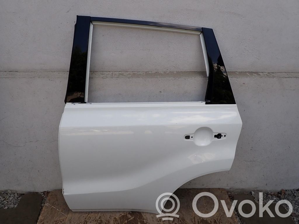 Suzuki Grand Vitara II Puerta trasera 