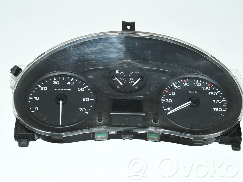 Citroen Berlingo Spidometras (prietaisų skydelis) 
