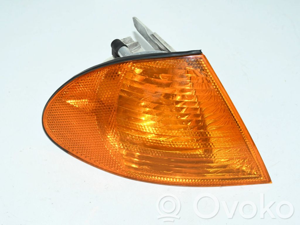 BMW 3 E46 Front indicator light 