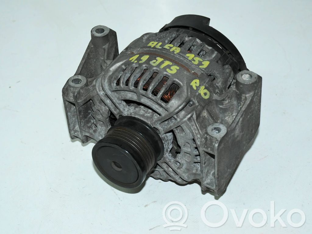 Alfa Romeo 159 Ģenerators 