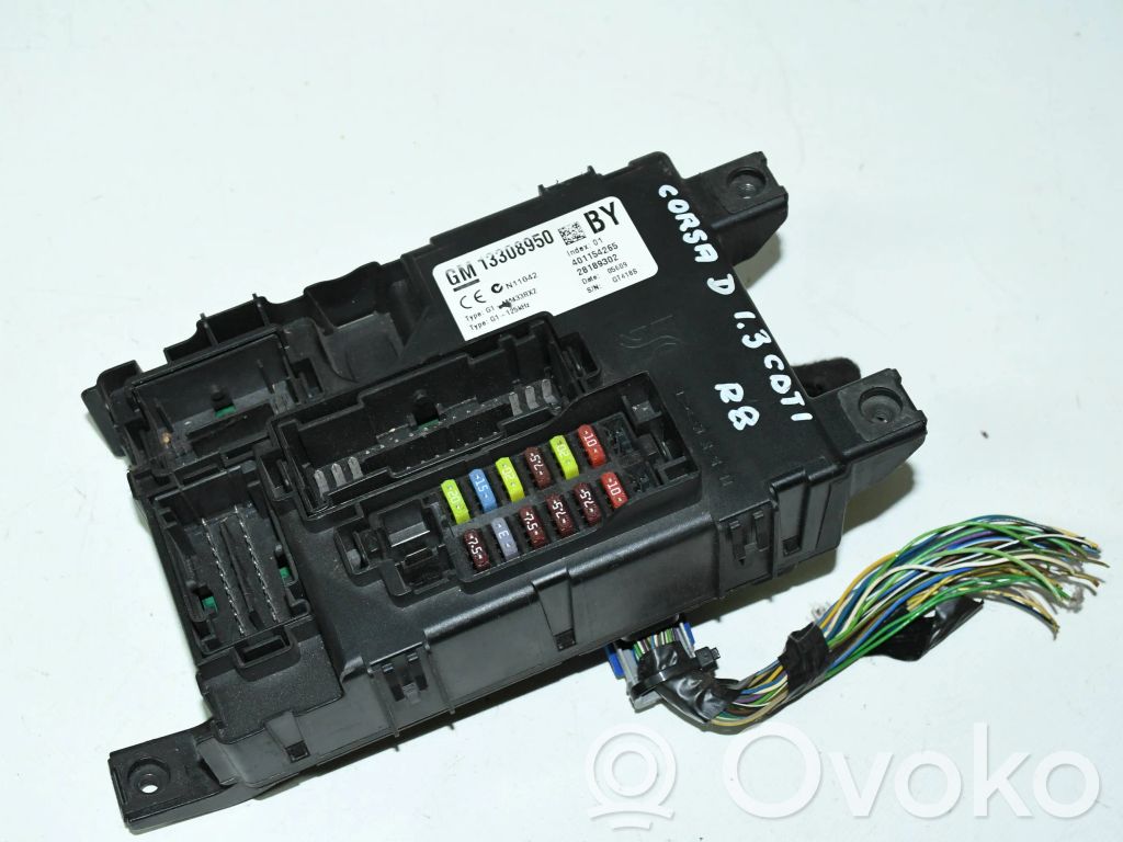Opel Corsa D Drošinātāju bloks 