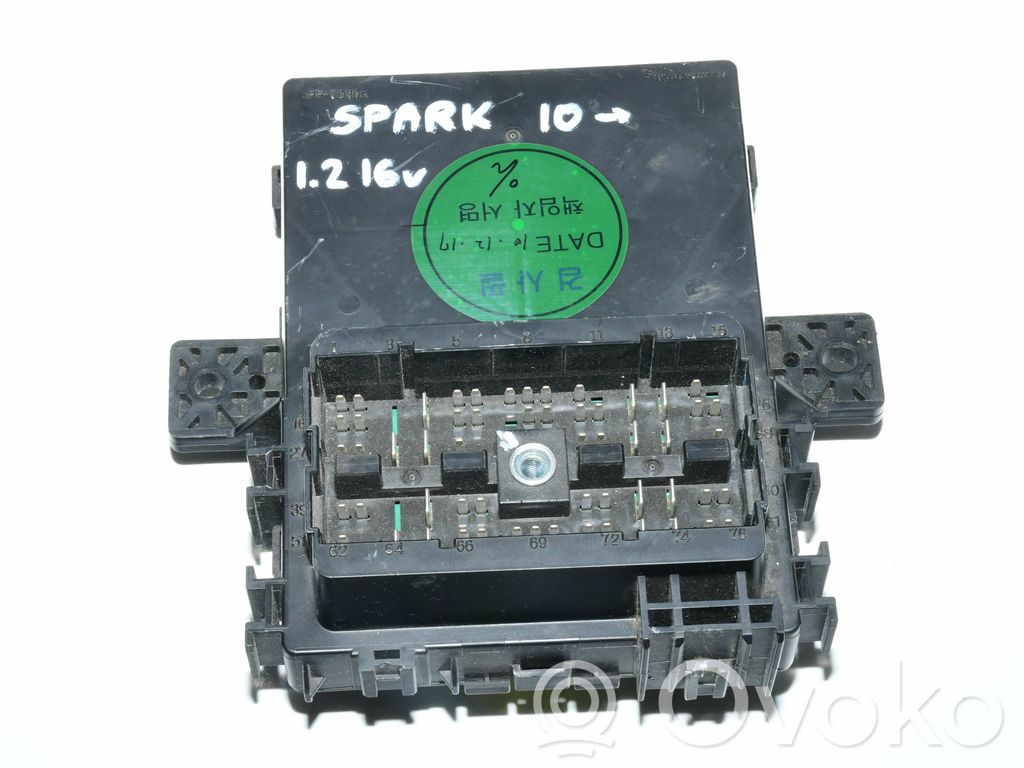 Saugiklių blokas   95020899A