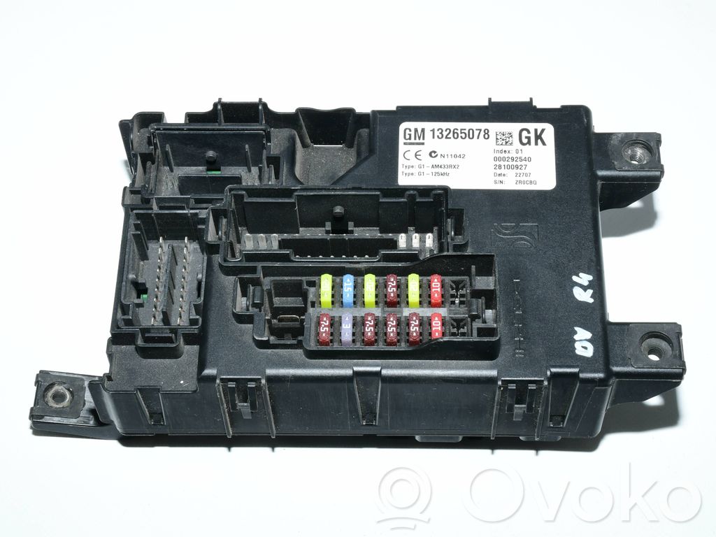 Opel Corsa D Fuse module 
