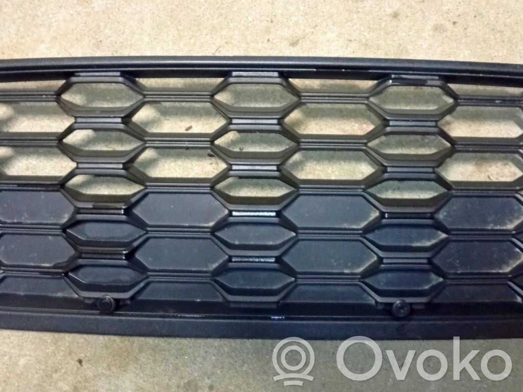 Oberes Gitter vorne   2370110,JX7B8200TB,JX7B8200TA,JX7B8200TA,JX7B8200TB