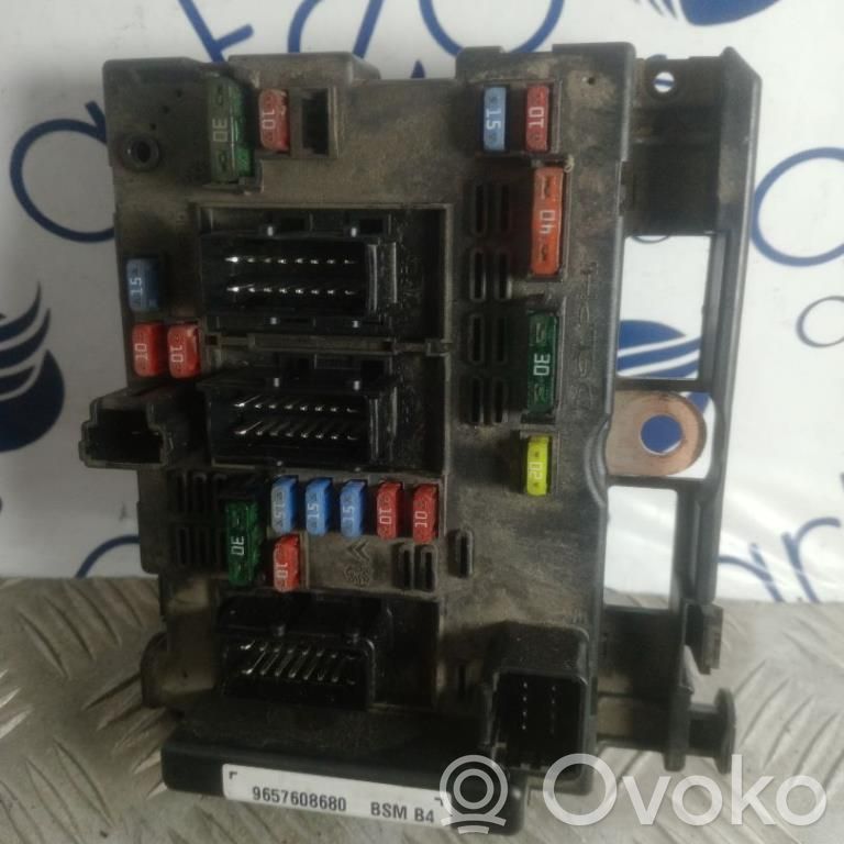 Módulo de fusible   9657608680