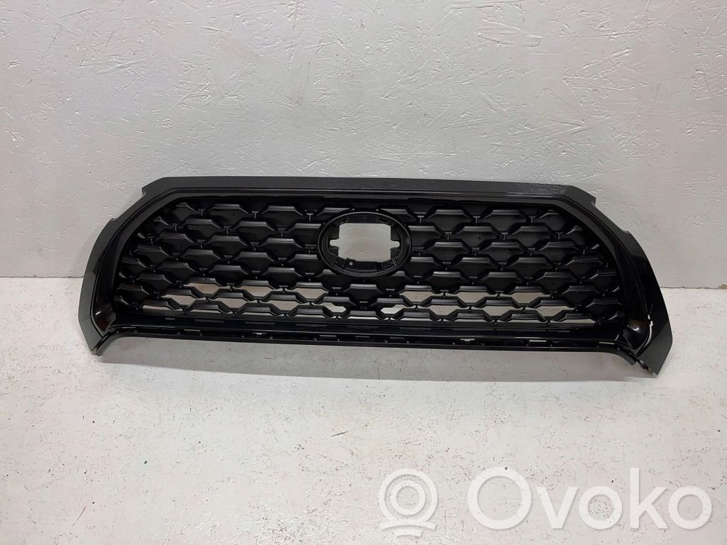 Toyota Corolla Cross Maskownica / Grill / Atrapa górna chłodnicy 