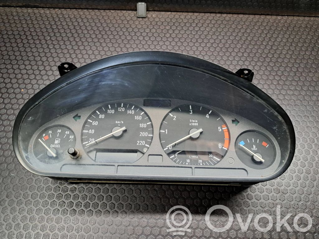 BMW 3 E36 Spidometrs (instrumentu panelī) 