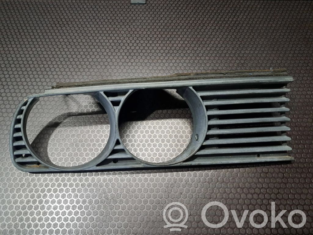 BMW 3 E30 Under headlight/headlamp trim 