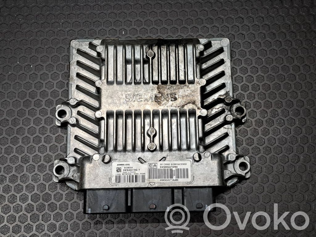 Peugeot 407 Engine control unit/module 