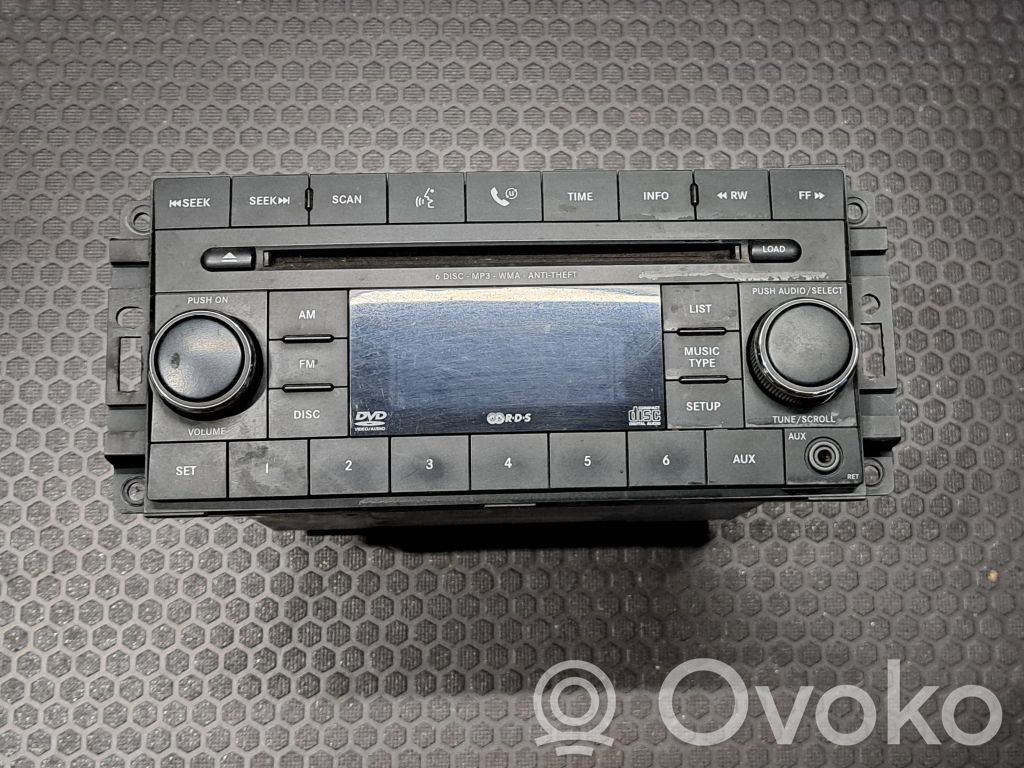 Dodge Nitro Radio / CD/DVD atskaņotājs / navigācija 