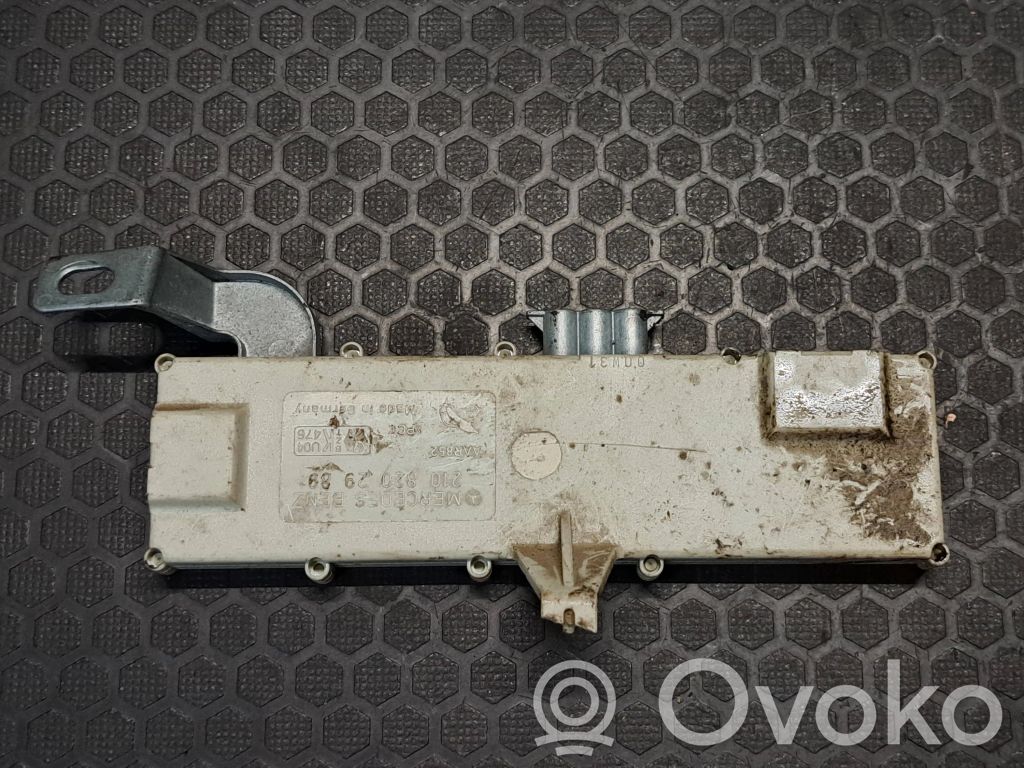 Mercedes-Benz E W210 Aerial antenna amplifier 