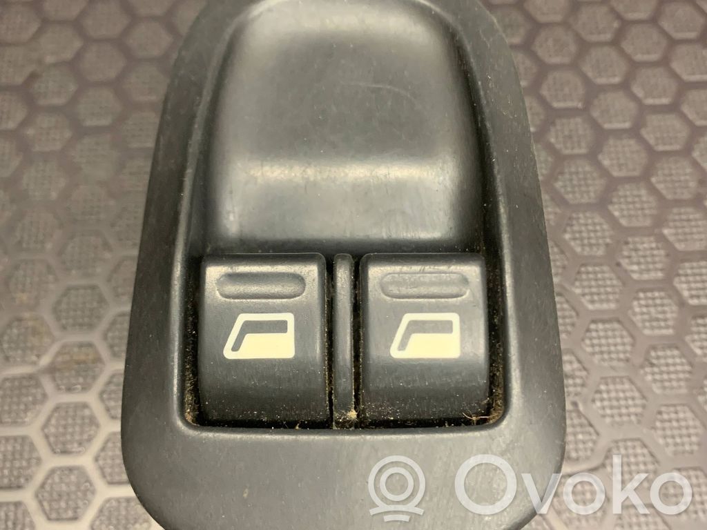 Peugeot 206 Electric window control switch 