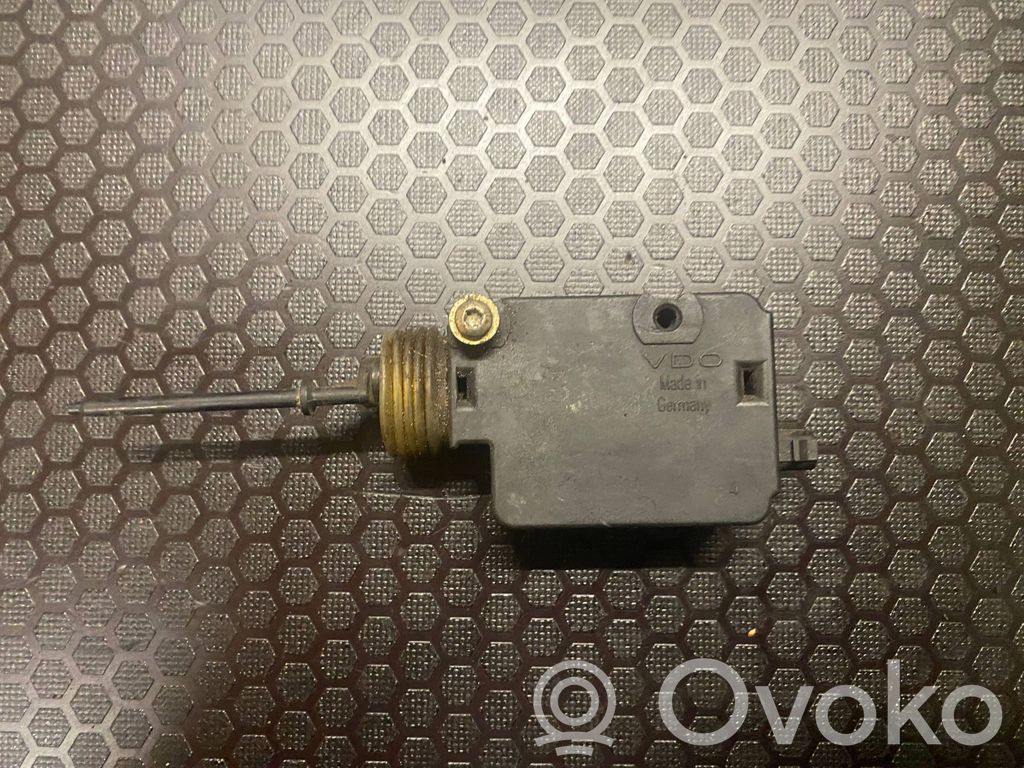 BMW 3 E36 Central locking motor 