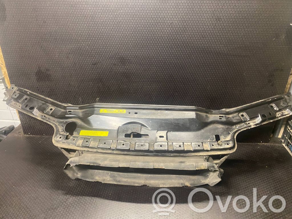 Volvo S80 Radiatorių panelė 
