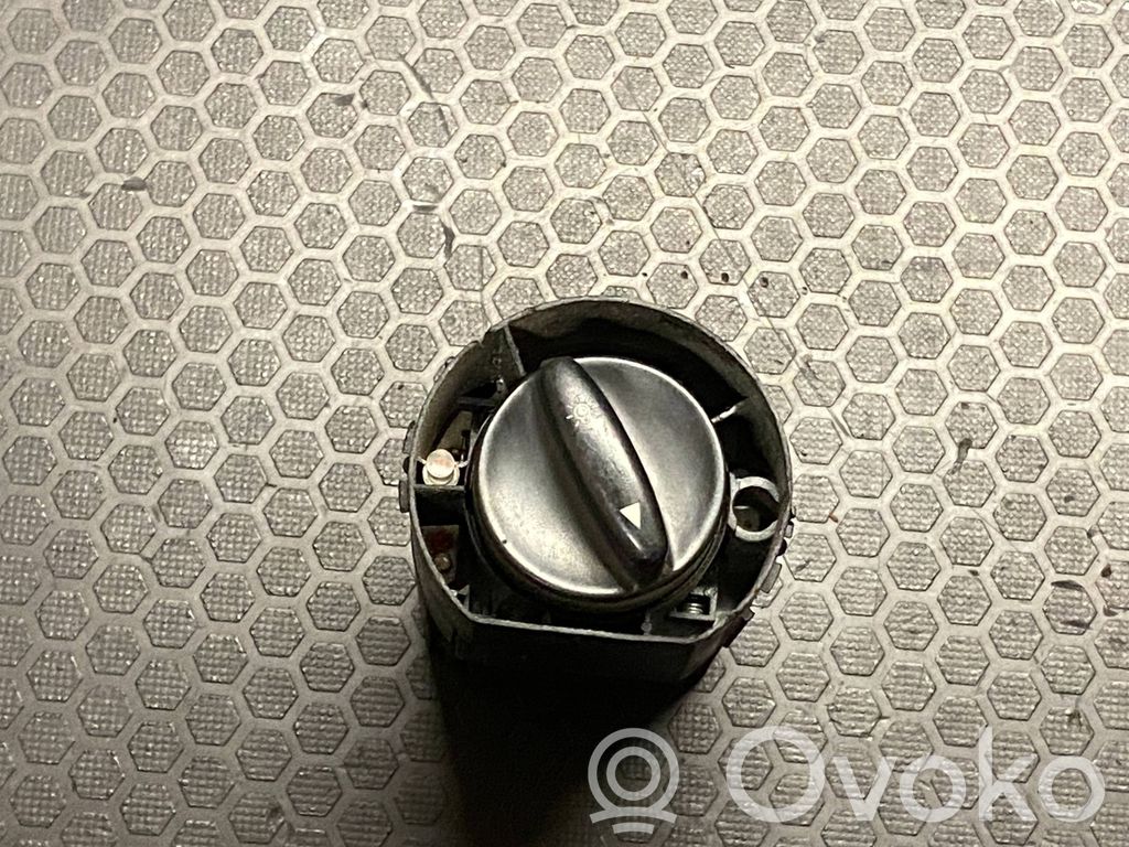 Audi A6 S6 C5 4B Light switch 