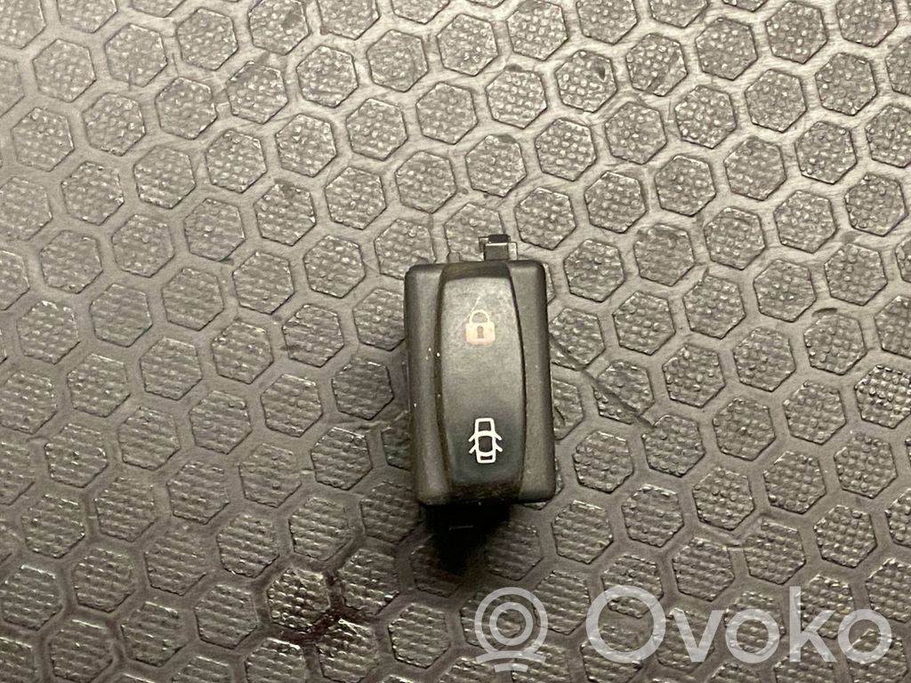Opel Vivaro Central locking switch button 