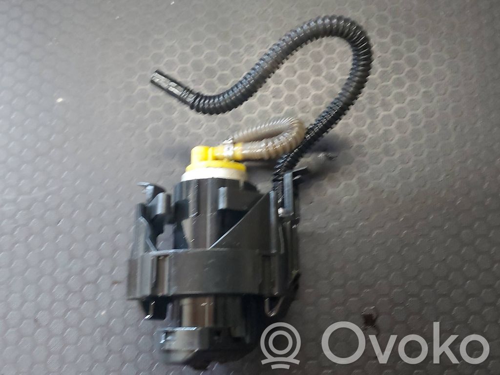 BMW 5 E39 Bomba interna de combustible 