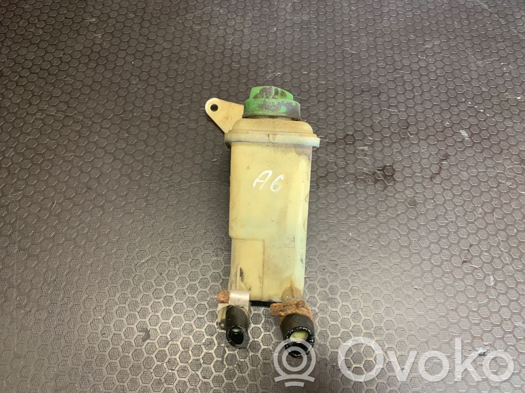 Audi A6 S6 C5 4B Ohjaustehostimen nestesäiliö 