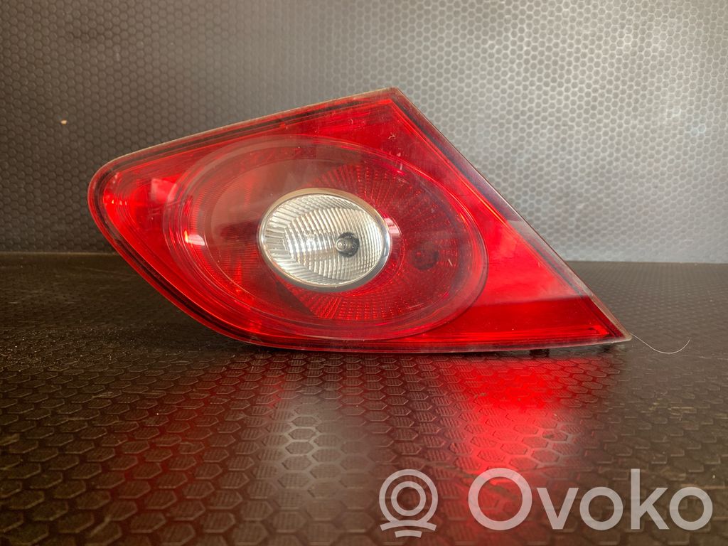 Lampy tylnej klapy bagażnika   3C8945093B,3C8945093E,A130309