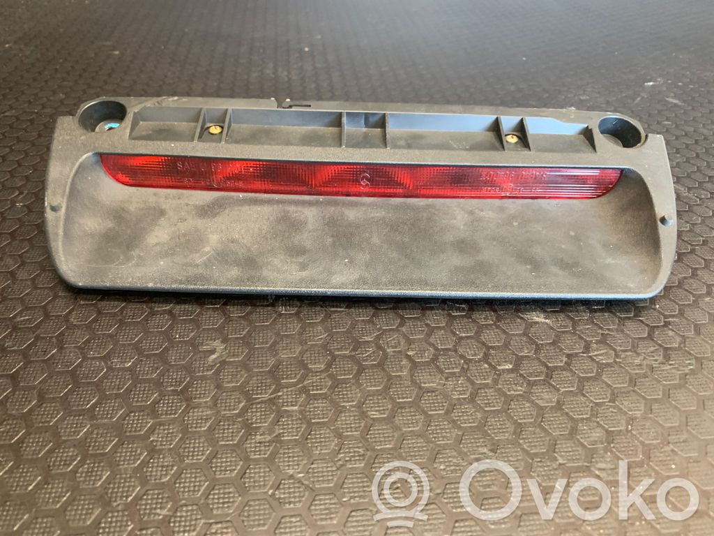 Citroen C5 Third/center stoplight 