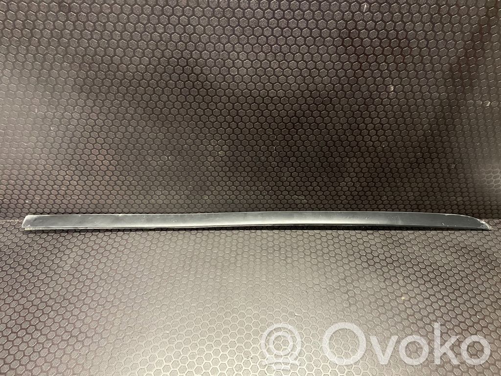 BMW 5 E60 E61 Tuulilasin lista 