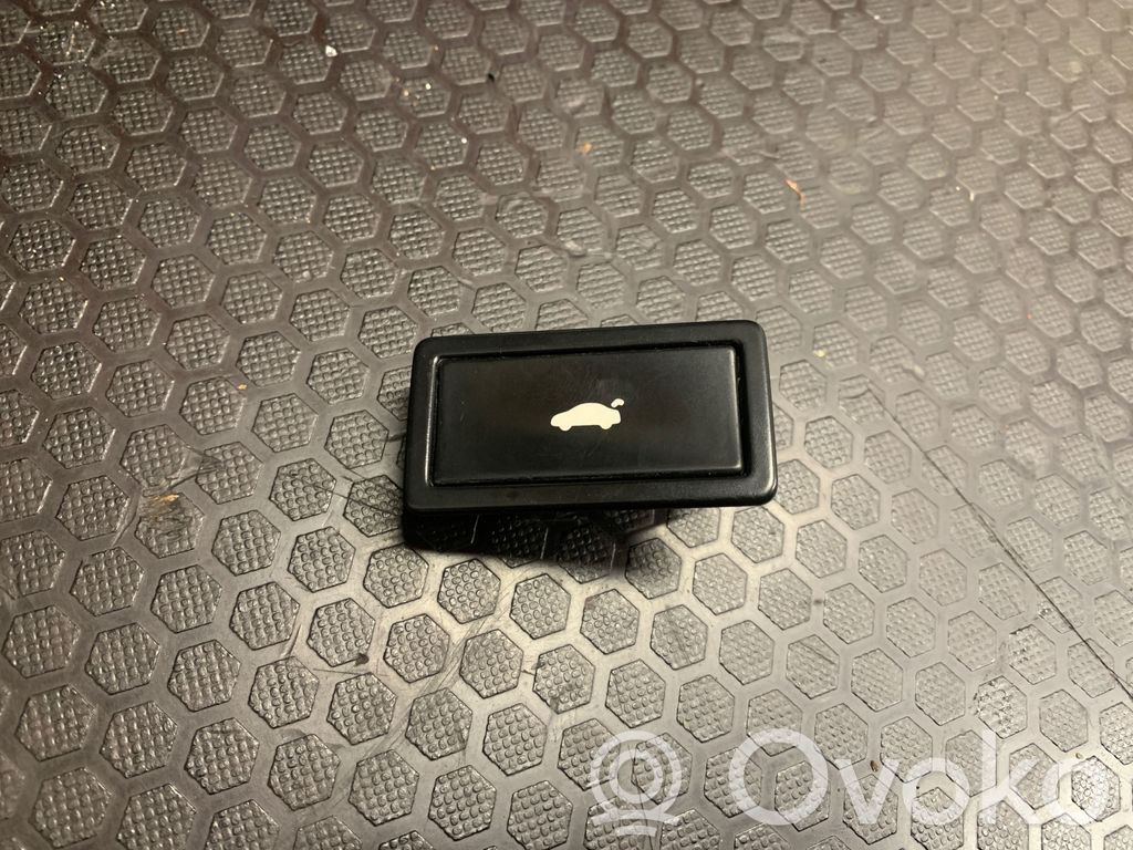 Volkswagen Phaeton Tailgate/trunk/boot exterior handle 