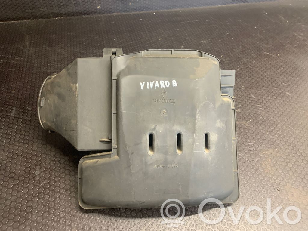 Opel Vivaro Air filter box 