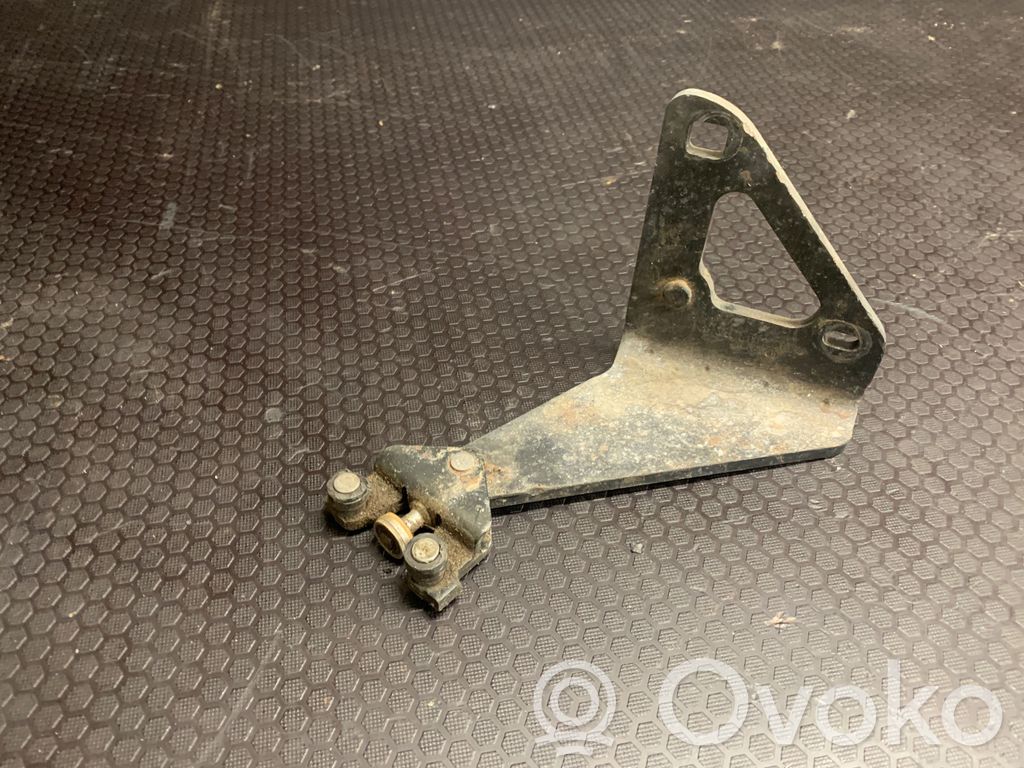 Opel Vivaro Prowadnica rolkowa drzwi bocznych / przesuwanych / Zawias dolny 