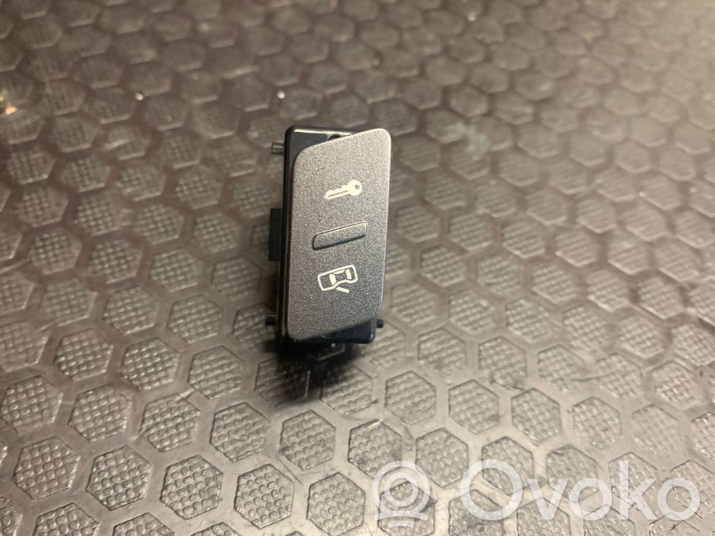 Volkswagen Phaeton Central locking switch button 