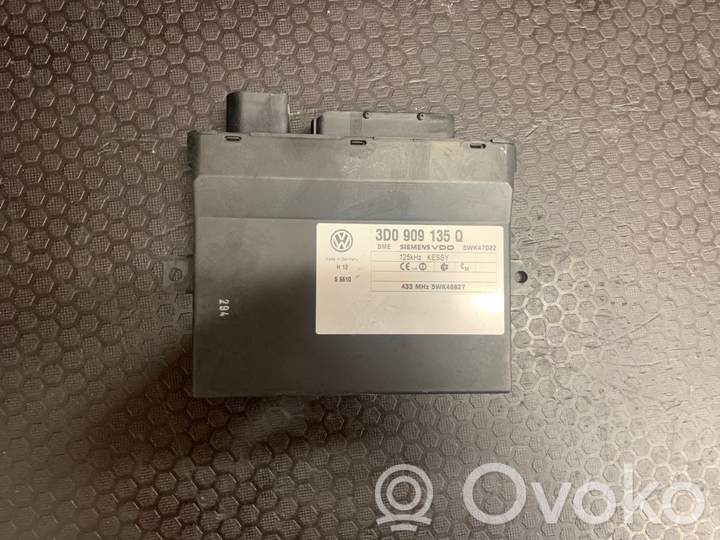 Volkswagen Touareg I Keyless (KESSY) go control unit/module 
