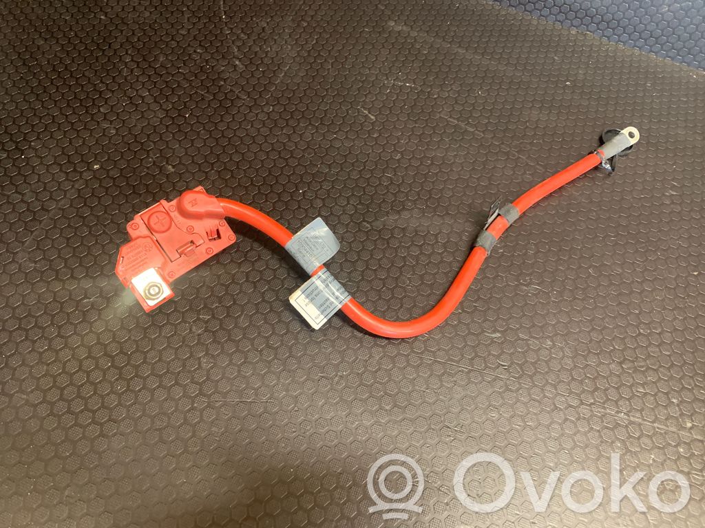 BMW 7 F01 F02 F03 F04 Câble de batterie positif 