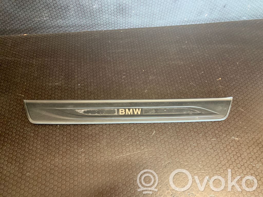 BMW 5 F10 F11 Listwa progowa przednia 