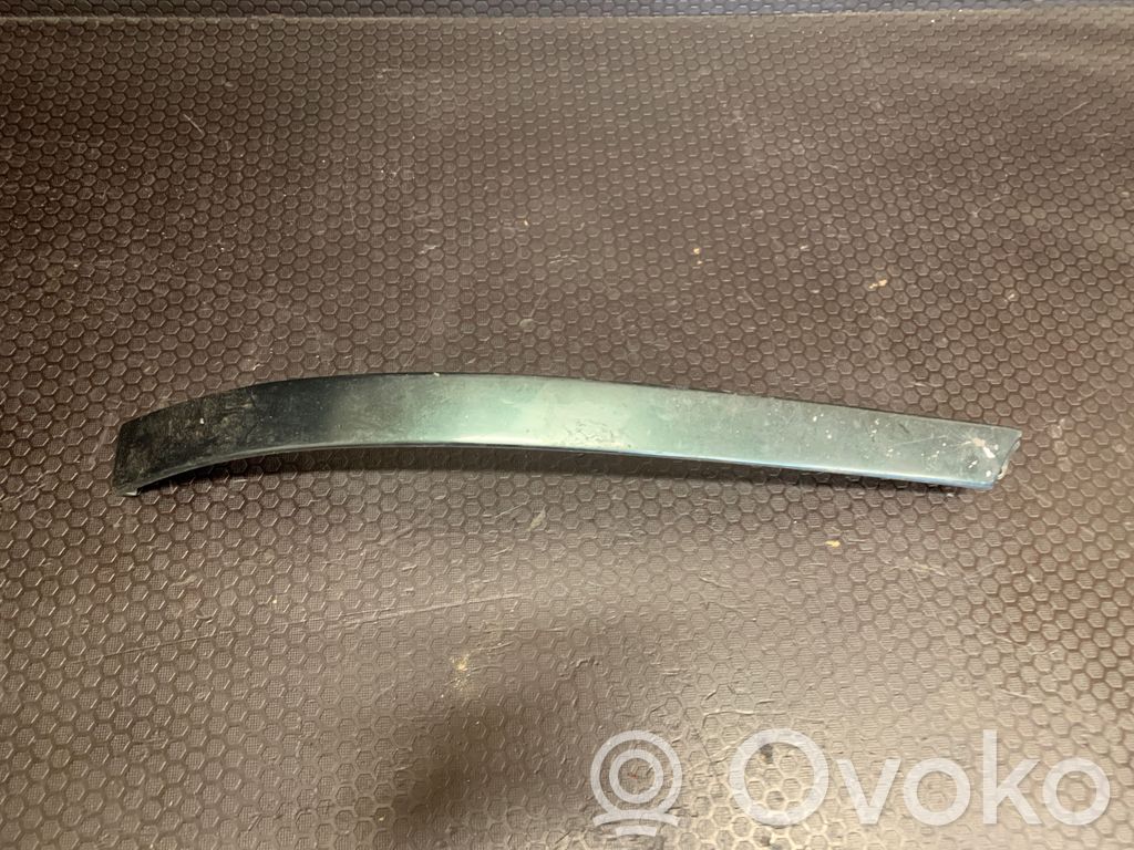Audi A8 S8 D2 4D Under headlight/headlamp trim 